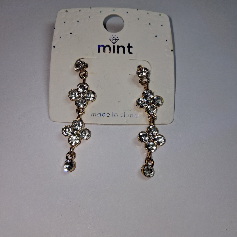 Mint Gold and Silver Floral Drop Earrings